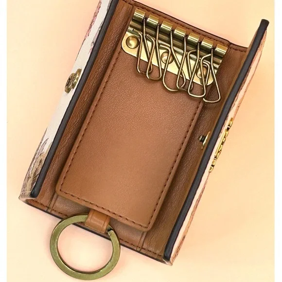 Coach Floral Print 6 Ring Key Case B4/Chalk Crossgrain Leather - Picture 6 of 14